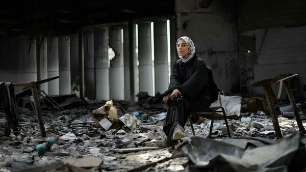 Φάτμα Χασόνα: Η τελευταία φωτορεπόρτερ της Γάζας