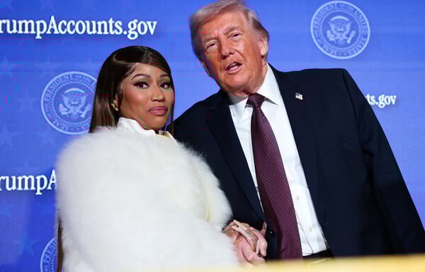 Nicki Minaj: «Ίσως είμαι η νούμερο 1 φαν του Τραμπ» - Το 2018 τον καταδίκαζε και τώρα τον αποθεώνει 