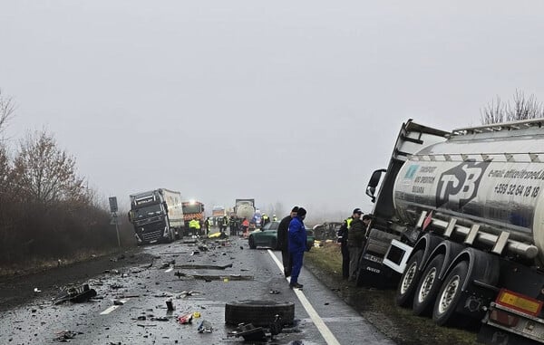 Τροχαίο στη Ρουμανία: Αύριο η αεροδιακομιδή των τριών τραυματιών οπαδών του ΠΑΟΚ - Σώθηκαν λόγω της θέσης τους στο βαν