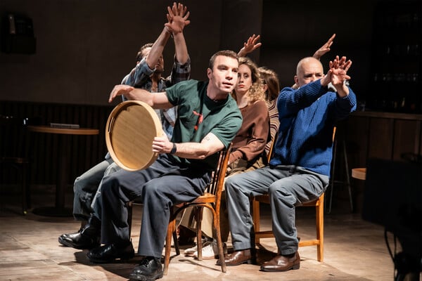 Πόσο θέλουμε να ξαναγράψουμε τους ρόλους στην οικογένεια;