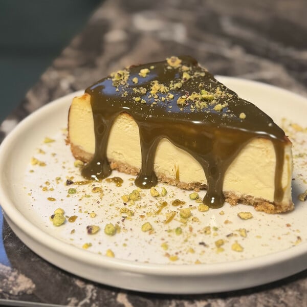 Πείτε όλοι «cheeeeesecake»! 9 σημεία στην Αθήνα όπου θα απολαύσεις το αγαπημένο γλυκό
