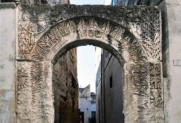 ΕΠΕΞΕΡΓΑΣΙΑ Στα ελληνόφωνα χωριά της Απουλίας δεν νιώθεις ποτέ ξένος