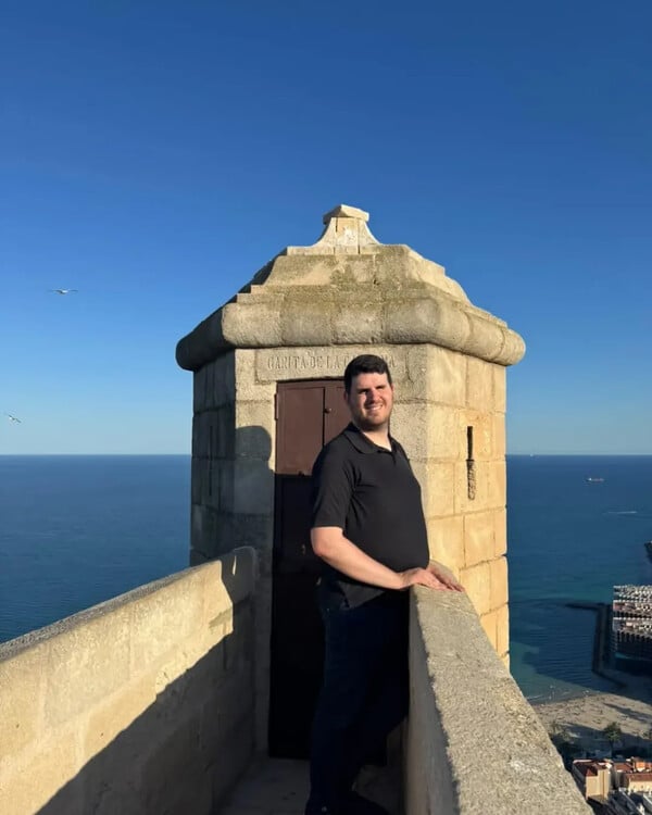 *Γίνε αυτό που είσαι, ακόμη κι αν το φοβάσαι/ από τον Πάνο Μιχαήλ