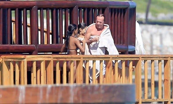 Η πτώση του Χούλιο Ιγκλέσιας: Πώς ο διάσημος τραγουδιστής χάθηκε στο δικό του Τρίγωνο των Βερμούδων