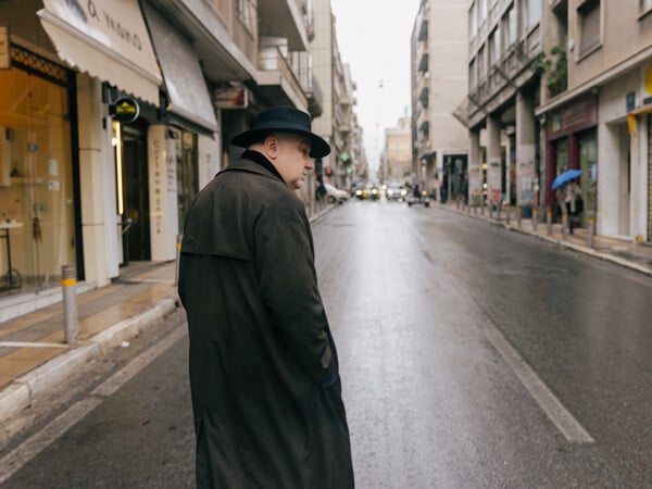 Βασίλης Χατζηιακώβου: «Πολλοί που ασχολούνται με το βιβλίο δεν έχουν την παραμικρή σχέση μαζί του»