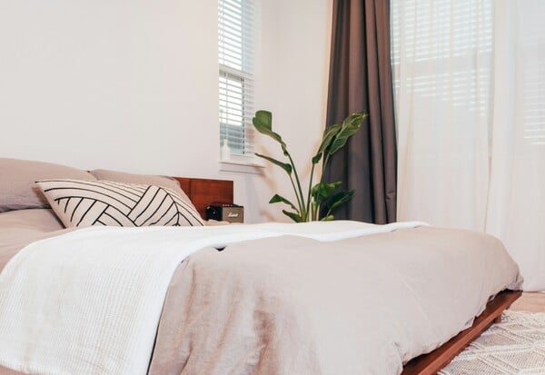 ΑΝΑΚΑΙΝΙΖΩ ΝΟΙΚΙΑΖΩ ΔΙΚΑΙΟΥΧΟΙ 36000 ΕΥΡΩ