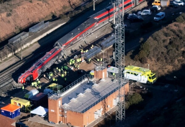 ΙΣΠΑΝΙΑ ΣΥΓΚΡΟΥΣΗ ΤΡΕΝΩΝ ΝΕΚΡΟΙ