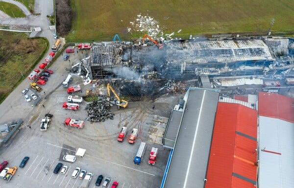 ΒΙΟΛΑΝΤΑ ΕΚΡΗΞΗ ΕΡΕΥΝΕΣ ΣΤΑΜΑΤΗΣΑΝ
