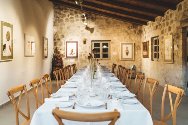 Tι έκαναν τρεις σεφ με αστέρι Μισελέν σε ένα χωριουδάκι στον Αλίκαμπο Χανίων;