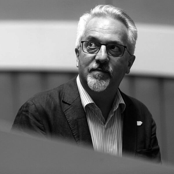 Άλαν Χόλινγκχερστ: «Στην queer λογοτεχνία, κάτι από εκείνη την παλιά οργή θα επιστρέψει» 