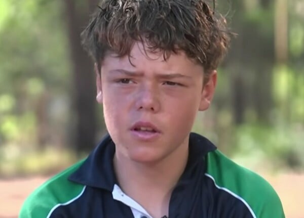 ΑΥΣΤΡΑΛΙΑ ΕΦΗΒΟΣ ΔΙΑΣΩΣΗ ΟΙΚΟΓΕΝΕΙΑ