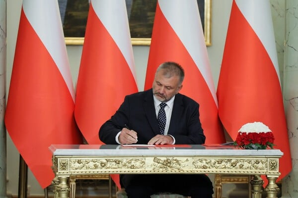 ΠΟΛΩΝΙΑ ΥΠΟΥΡΓΟΣ ΔΙΚΑΙΟΣΥΝΗΣ ΠΡΟΣΤΙΜΟ