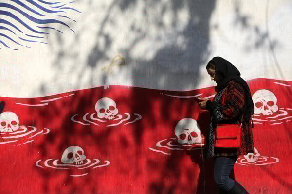 Καταγράφοντας τα θύματα στο Ιράν