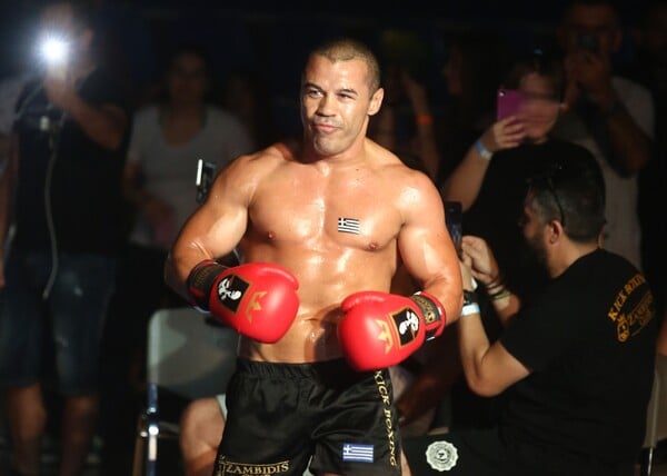 ΜΙΧΑΛΗΣ ΖΑΜΠΙΔΗΣ ΦΛΟΙΝΤ ΜΕΪΓΟΥΕΔΕΡ ΜΠΟΞ