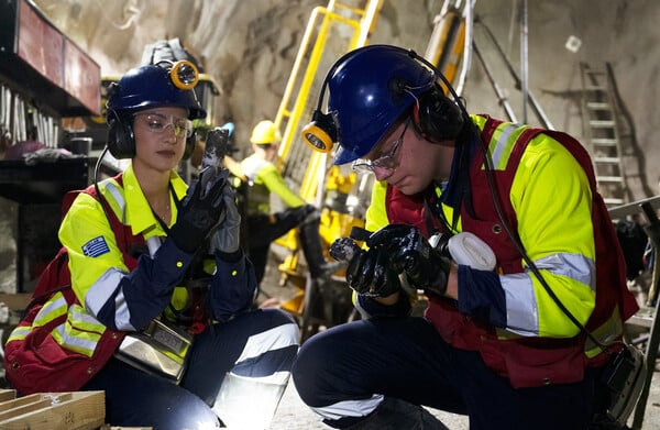 Η Ελλάδα κόμβος κρίσιμων ορυκτών πρώτων υλών στην Ευρωπαϊκή προτεραιότητα για αυτάρκεια