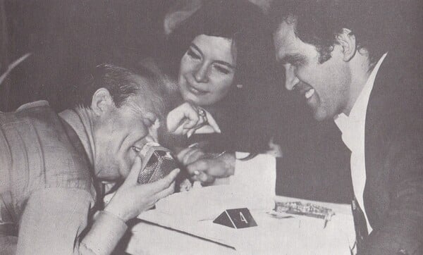 Χρηστάκης: Ένα μεγάλο λαϊκό άστρο, που άναψε και έσβησε στο πι και φι