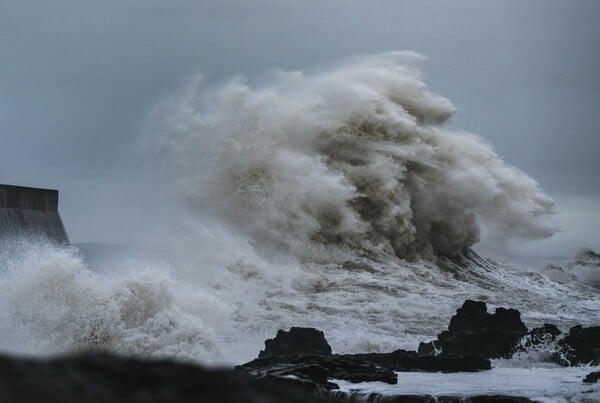 Επικαιροποιήθηκε το έκτακτο της ΕΜΥ: Σε ισχύ η πορτοκαλί προειδοποίηση - Ισχυρές βροχές, καταιγίδες και χαλαζοπτώσεις