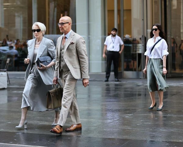 Ο ΔΙΑΒΟΛΟΣ ΦΟΡΑΕΙ PRADA 2 TRAILER ΤΑΙΝΙΑ