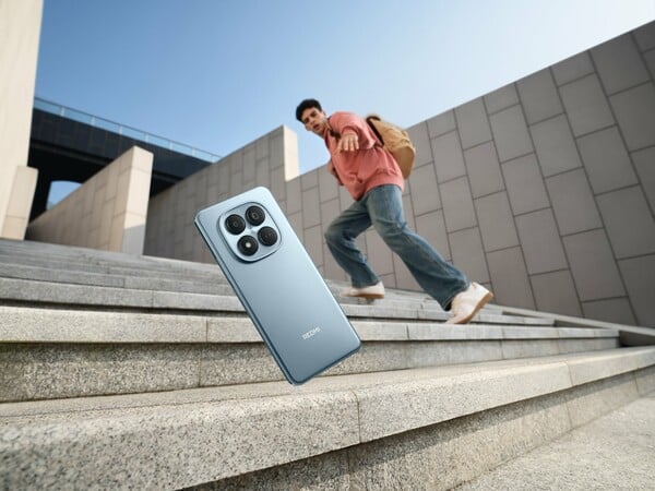 «Τιτάνια αντοχή» στην πόλη: Αυτή είναι η νέα σειρά REDMI Note 15