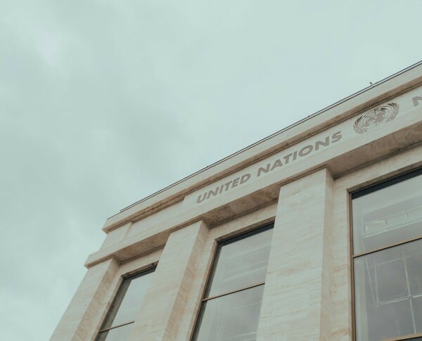 ΑΚΡΩΤΗΡΙΑΣΜΟΣ ΗΝΩΜΕΝΑ ΕΘΝΗ ΓΥΝΑΙΚΕΣ