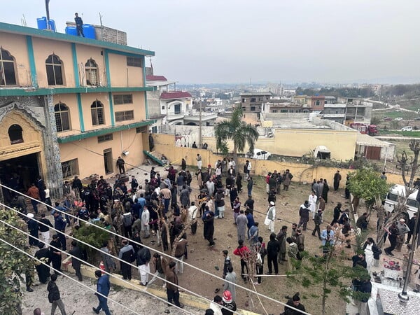 ΠΑΚΙΣΤΑΝ ΤΕΜΕΝΟΣ ΝΕΚΡΟΙ ΙΣΛΑΜΑΜΠΑΝΤ