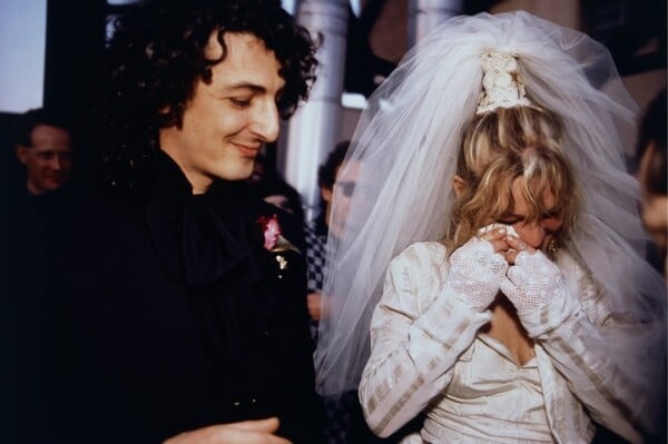 *Να σου ’βαζα στο χέρι δυο λόγια τυχερά/από τον Πάνο Μιχαήλ