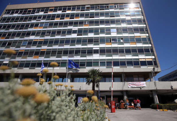 Επεισόδια στο ΑΠΘ: «Έχουμε πλήρη επίγνωση των δεσμεύσεων και των ευθυνών μας», δηλώνει η Πρυτανεία 