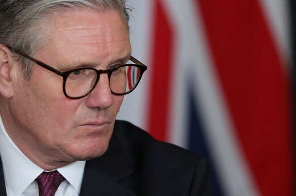 ΚΙΡ ΣΤΑΡΜΕΡ ΠΑΡΑΙΤΗΣΗ ΕΠΣΤΑΙΝ ΒΡΕΤΑΝΙΑ