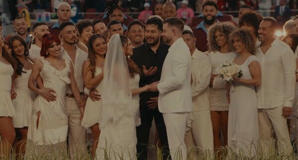 Super Bowl: Ο Bad Bunny έγινε μάρτυρας ενός γάμου που τελέστηκε επάνω στη σκήνη 