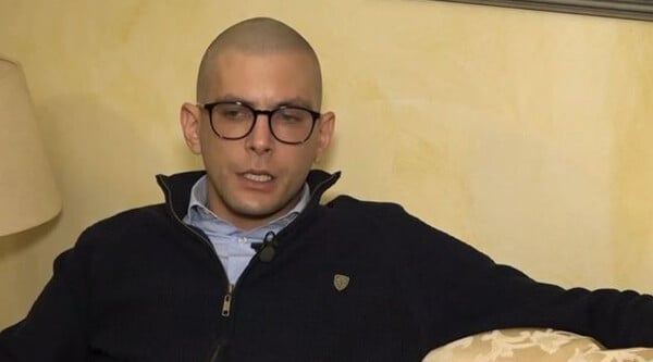 Άη Στράτης: Στην Αθήνα ο 35χρονος δήμαρχος του νησιού - Θα ξεκινήσει τις θεραπείες για τον καρκίνο