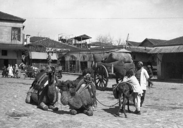 «Αναζητώντας την Ανατολή» μεταξύ πραγματικότητας και μύθων, παρελθόντος και παρόντος