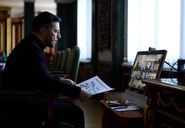 FINANCIAL TIMES ΟΥΚΡΑΝΙΑ ΖΕΛΕΝΣΚΙ ΕΚΛΟΓΕΣ ΔΗΜΟΨΗΦΙΣΜΑ