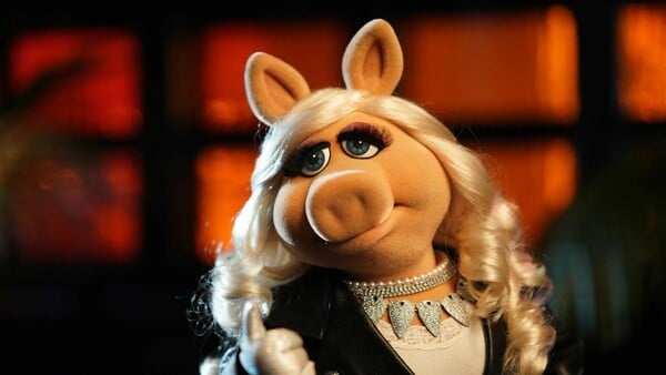 Αν έχεις να συναντήσεις έναν άλλον κόσμο, ξεκίνα από το στόμα / ένα πολυποστ του Πάνου Μιχαήλ