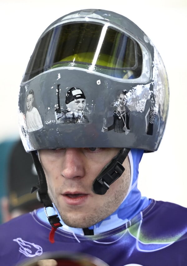 Χειμερινοί Ολυμπιακοί Αγώνες: Αποκλείστηκε ο Ουκρανός αθλητής που φόρεσε κράνος με θύματα του πολέμου