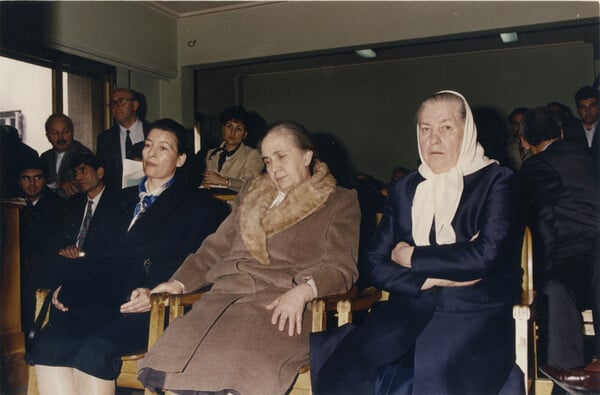 Αθανασία ή μια ιστορία ιδιοφυούς εξαπάτησης σε ένα νέο θεατρικό έργο