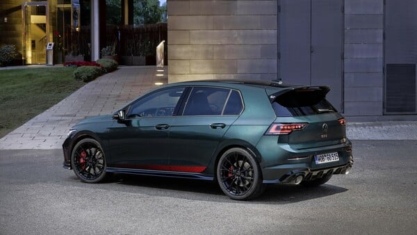 Το Volkswagen Golf GTI γιορτάζει 50 χρόνια ιστορίας