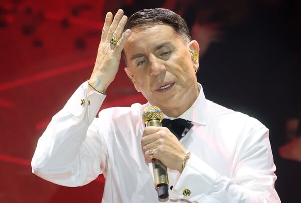 Γιώργος Μαζωνάκης: Την ημέρα που μπήκε νοσοκομείο η μητέρα του πήρε εξιτήριο