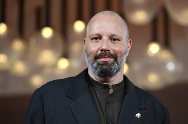 ΓΙΩΡΓΟΣ ΛΑΝΘΙΜΟΣ ΦΡΑΝΤΣΕΣΚΑ ΑΛΜΠΑΝΕΖΕ