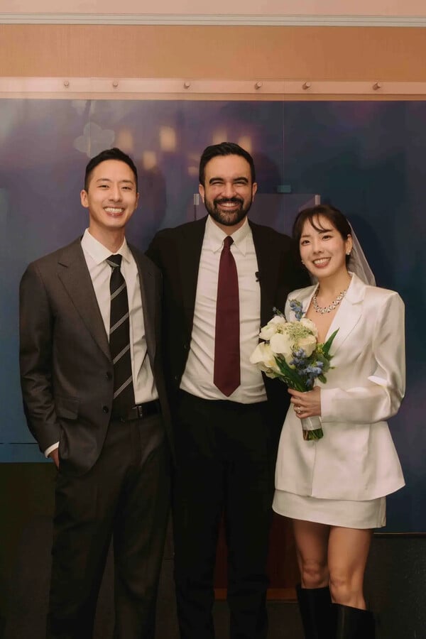 ΖΟΧΡΑΝ ΜΑΜΝΤΑΝΙ ΝΕΑ ΥΟΡΚΗ ΔΗΜΑΡΧΟΣ ΓΑΜΟΣ