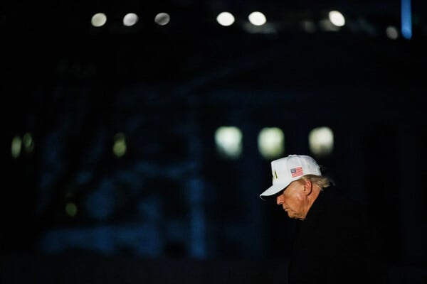 ΝΤΟΝΑΛΝΤ ΤΡΑΜΠ ΤΖΕΦΡΙ ΕΠΣΤΑΪΝ 