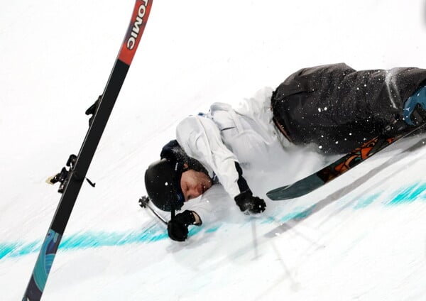 Χειμερινοί Ολυμπιακοί Αγώνες: Σοβαρό ατύχημα για τον σκιέρ Elias Lajunen