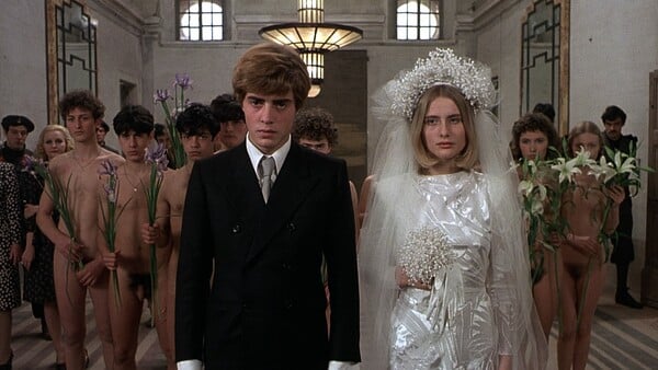 *Γι’ αυτό το δέρμα πάντα θα πληρώνεις/ένα πολυπόστ του Πάνου Μιχαήλ