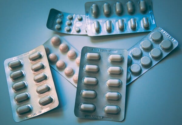 ΔΩΡΕΑΝ ΦΑΡΜΑΚΑ ΙΔΙΩΤΙΚΑ ΦΑΡΜΑΚΕΙΑ