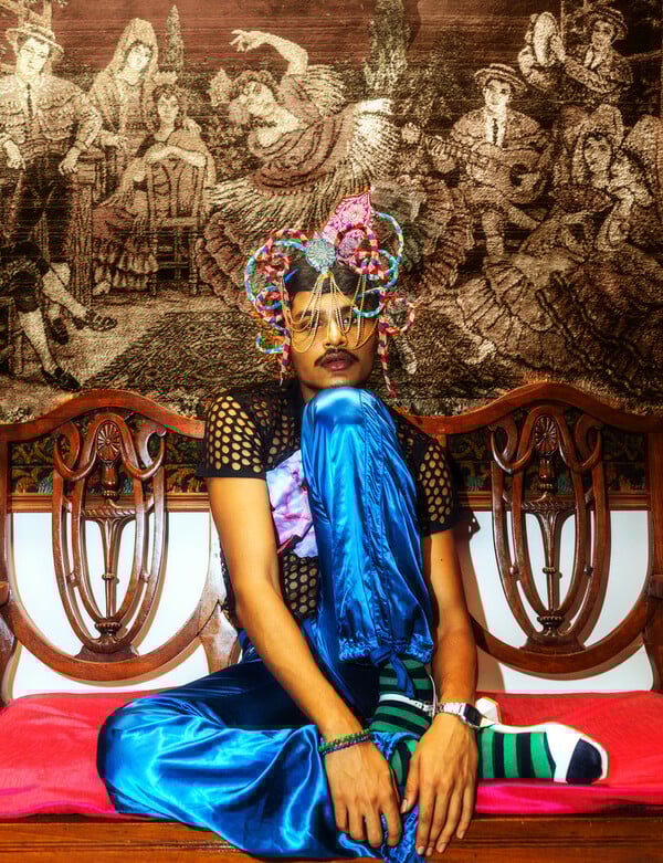 *Γι’ αυτό το δέρμα πάντα θα πληρώνεις/ένα πολυπόστ του Πάνου Μιχαήλ