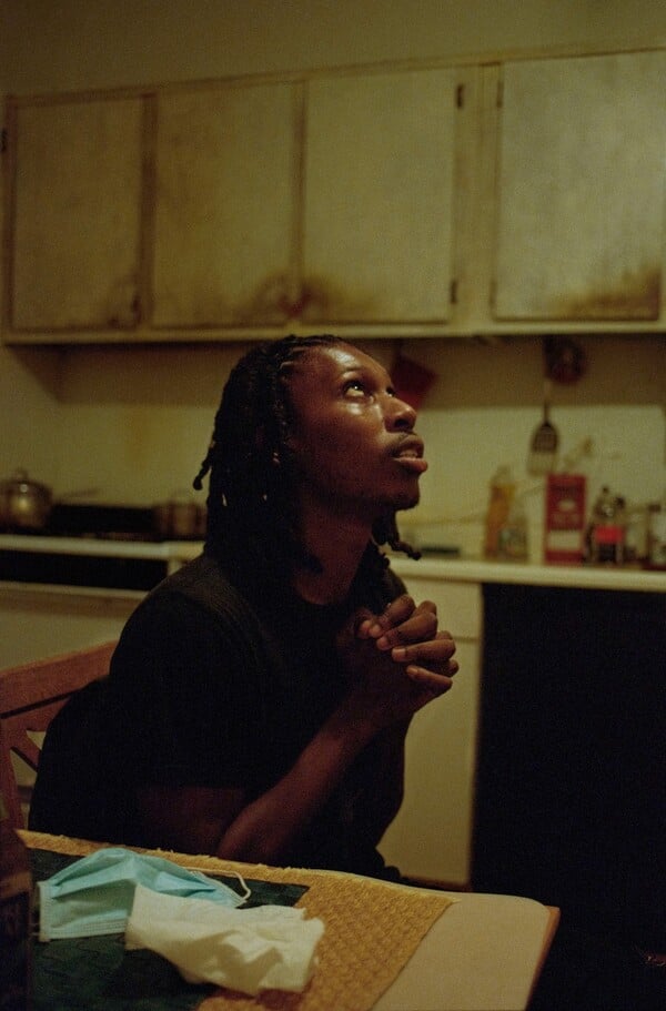 *Γι’ αυτό το δέρμα πάντα θα πληρώνεις/ένα πολυπόστ του Πάνου Μιχαήλ