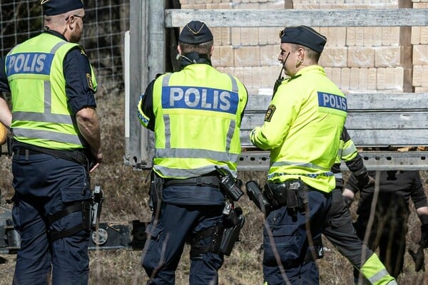 Σουηδία: 60χρονος κατηγορείται ότι εξανάγκασε τη σύζυγό του σε σεξουαλικές πράξεις με πάνω από 120 άνδρες