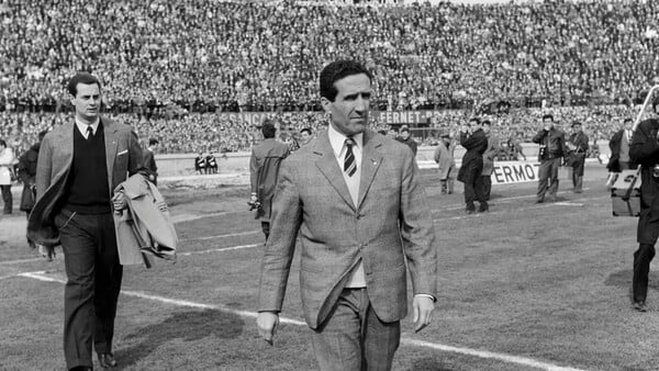 Ελένιο Ερέρα: Η κληρονομιά του πρώτου διάσημου προπονητή ποδοσφαίρου 
