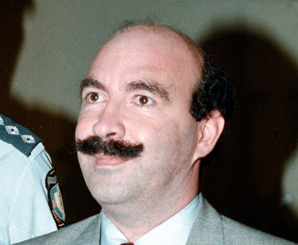 ΧΡΗΣΤΟΣ ΜΑΥΡΙΚΗΣ ΔΙΚΗ ΠΥΡΟΒΟΛΙΣΜΟΙ