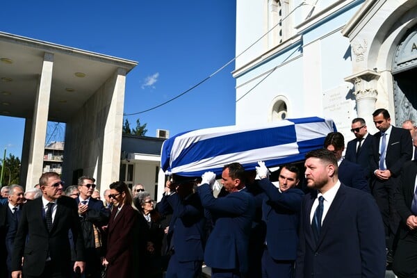 ΑΝΝΑ ΨΑΡΟΥΔΑ ΜΠΕΝΑΚΗ ΚΗΔΕΙΑ Α ΝΕΚΡΟΤΑΦΕΙΟ