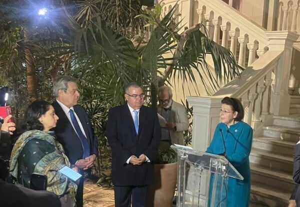 ΛΙΝΑ ΜΕΝΔΩΝΗ ΚΑΒΑΦΕΙΑ 2026